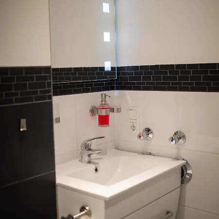 Moselblick Am Waldrand Apartamento *